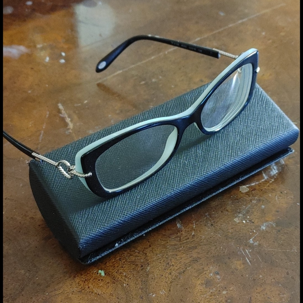 Tiffany TF2106